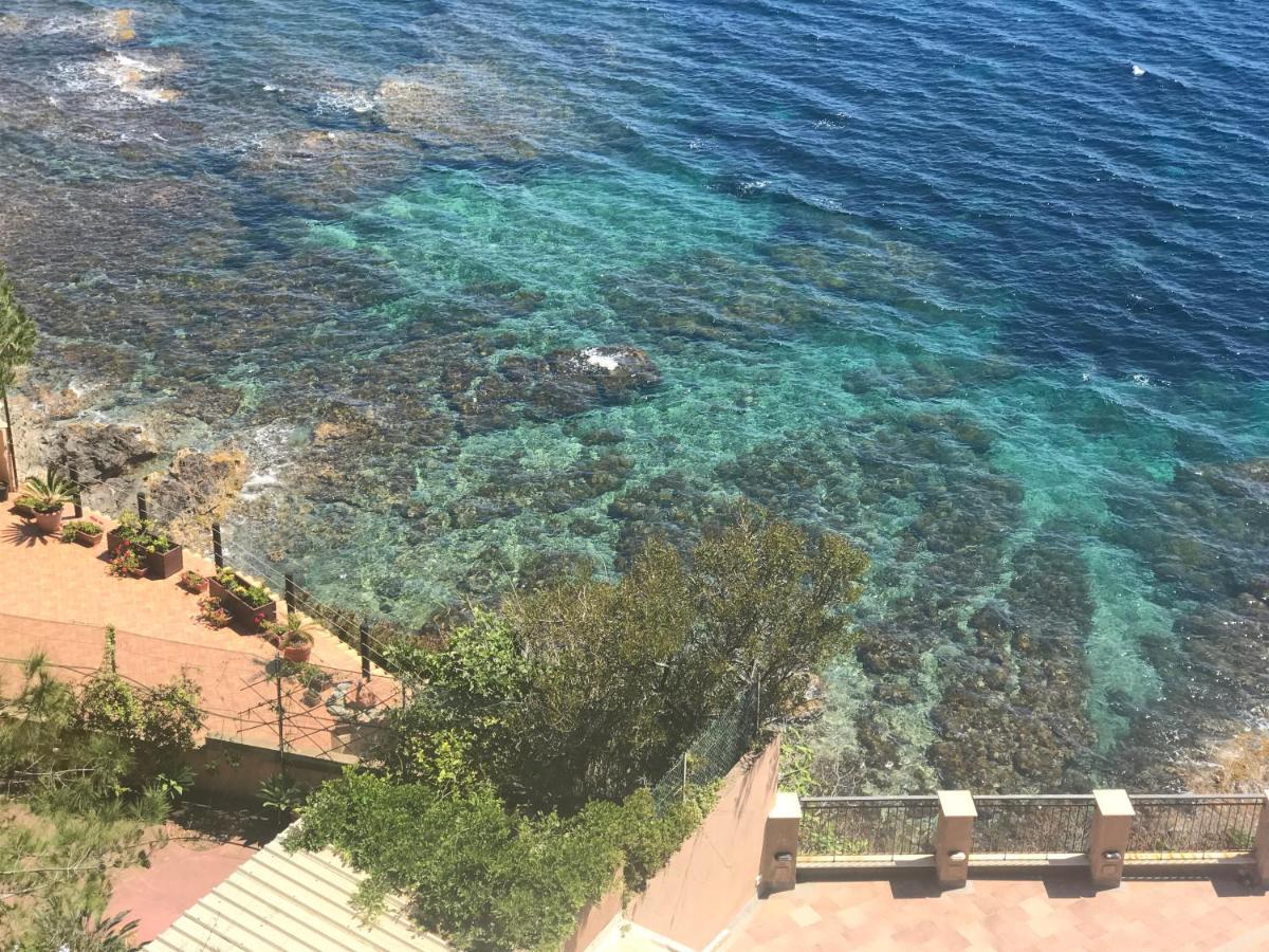 Appartamento Sul Mare テウラーダ エクステリア 写真
